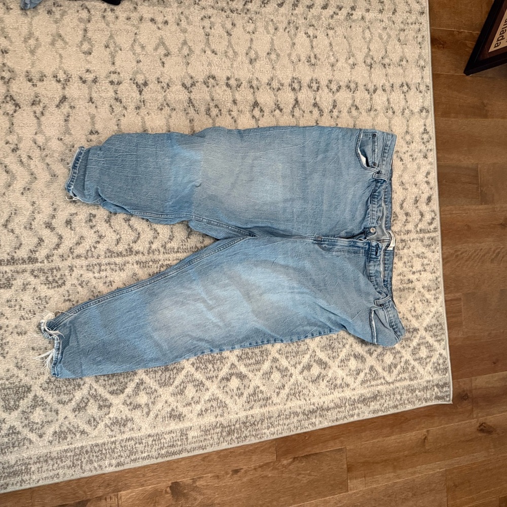 Abercrombie & Fitch Men's Relaxed Light Blue Jeans